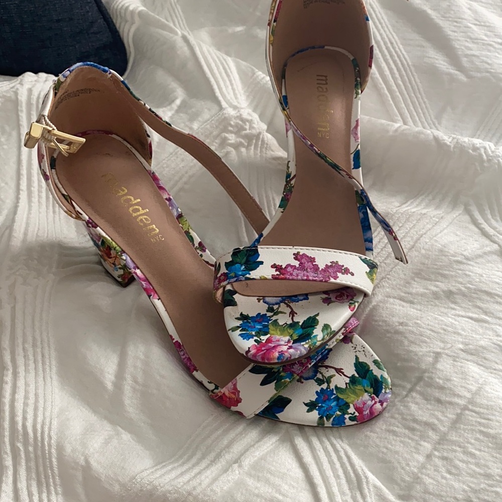 Bright Floral Block Heels 💗
